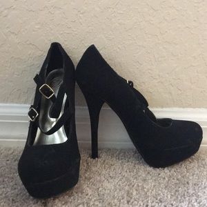 Black heels